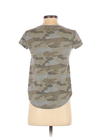 American Eagle Outfitters Short Sleeve T-Shirt (view 2)