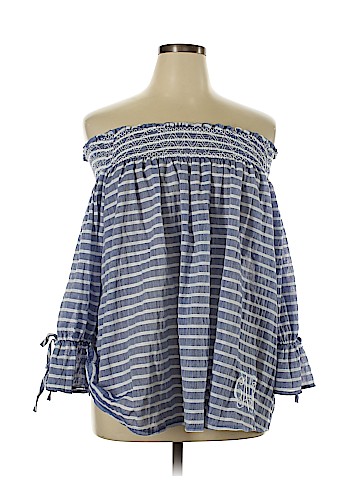 Assorted Brands 3/4 Sleeve Blouse (view 1)