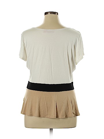 Elle Short Sleeve Top (view 2)