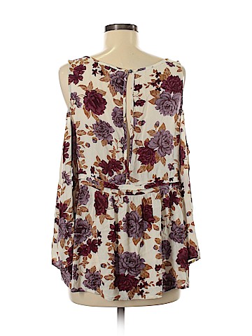 American Eagle Outfitters Long Sleeve Blouse (view 2)