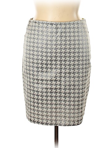 New York & Company Casual Skirt (view 1)