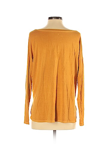 American Eagle Outfitters Long Sleeve T-Shirt (view 2)