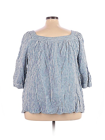 Universal Thread 3/4 Sleeve Top (view 2)