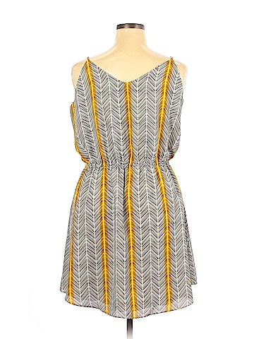 Apt. 9 Casual Dress (view 2)