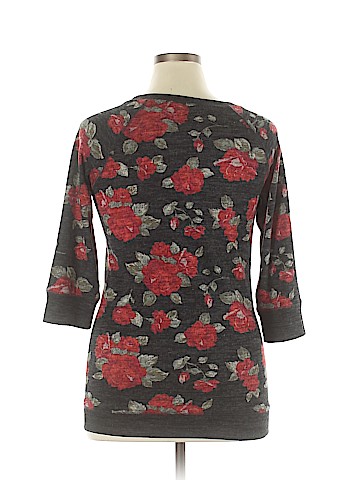 No Boundaries Sweatshirt (view 2)