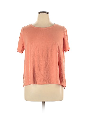 Ann Taylor LOFT Short Sleeve T-Shirt (view 1)