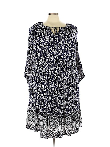 Old Navy Casual Dress (view 1)