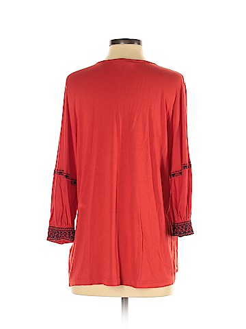 A Pea in the Pod 3/4 Sleeve Top (view 2)