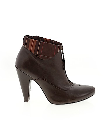 Linea Paolo Ankle Boots (view 2)
