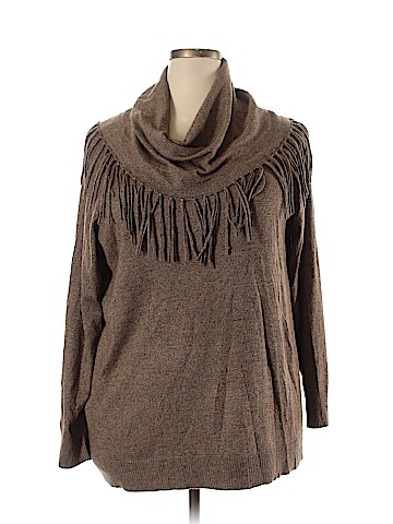 Chelsea & Theodore Pullover Sweater (view 1)