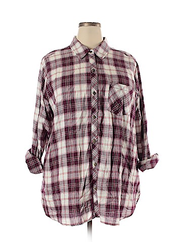 Sonoma Goods for Life 3/4 Sleeve Button-Down Shirt (view 1)