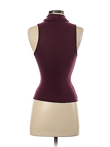 American Eagle Outfitters Sleeveless Turtleneck (view 2)