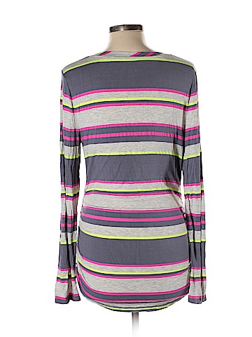 Liz Lange Maternity for Target Long Sleeve Henley (view 2)