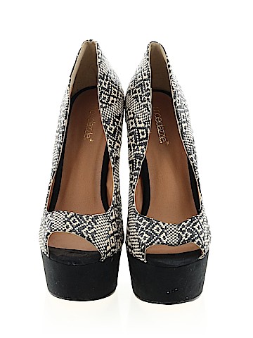 Shoedazzle Heels (view 2)