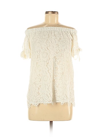 Lulu's Short Sleeve Top (view 1)