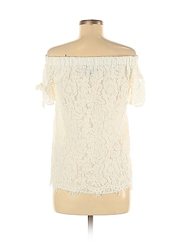 Lulu's Short Sleeve Top (view 2)