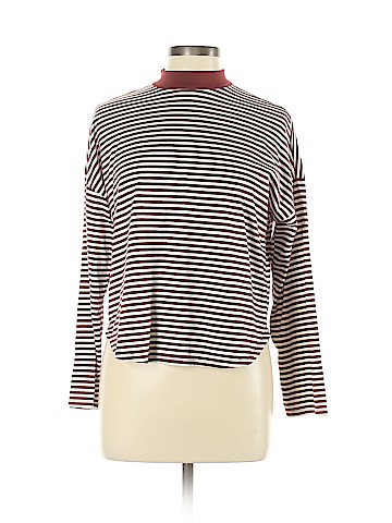 Forever 21 Long Sleeve T-Shirt (view 1)