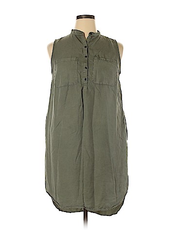 Ava & Viv Casual Dress (view 1)