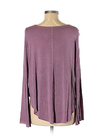 American Eagle Outfitters Long Sleeve Top (view 2)