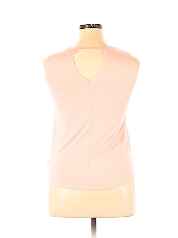 Old Navy Sleeveless Top (view 2)