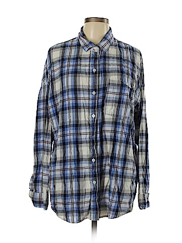 Old Navy Long Sleeve Button-Down Shirt (view 1)