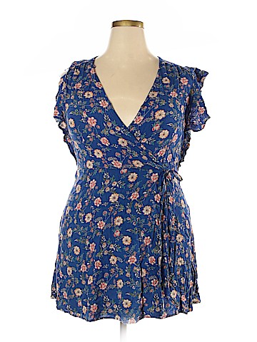 Xhilaration Casual Dress (view 1)