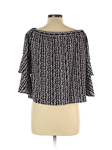 Romeo & Juliet Couture 3/4 Sleeve Blouse (view 2)