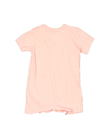 Nike Short Sleeve Outfit (view 2)