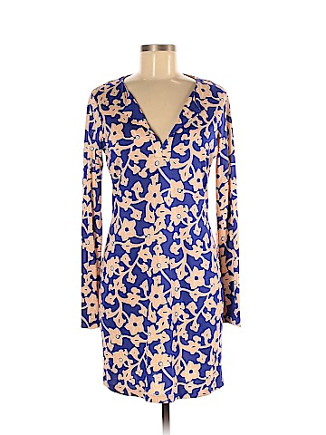 Diane von Furstenberg Casual Dress (view 1)