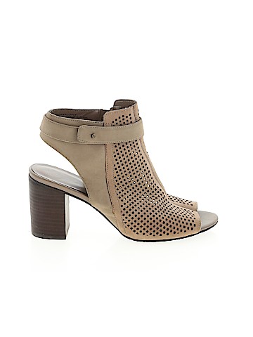 14th & Union Heels (view 1)