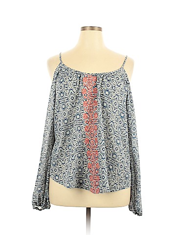 Xhilaration Long Sleeve Blouse (view 1)