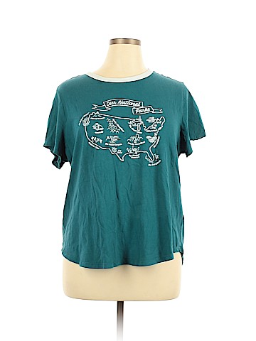 Old Navy Short Sleeve T-Shirt (view 1)