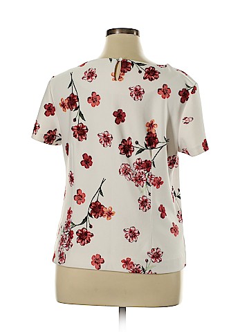 Roz & Ali Short Sleeve Top (view 2)