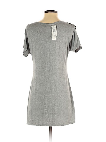 Romeo & Juliet Couture Short Sleeve Top (view 2)