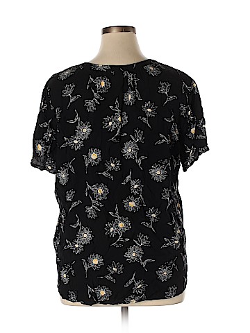 Old Navy Short Sleeve Blouse (view 2)