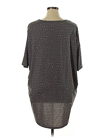 Lularoe Short Sleeve T-Shirt (view 2)