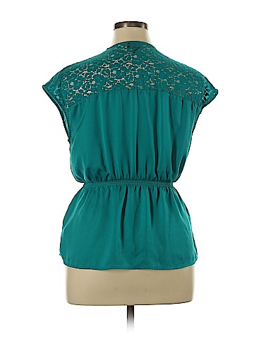 Mossimo Short Sleeve Blouse (view 2)