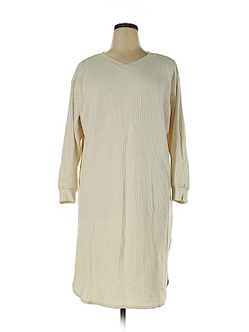 Uniqlo Casual Dress (view 1)