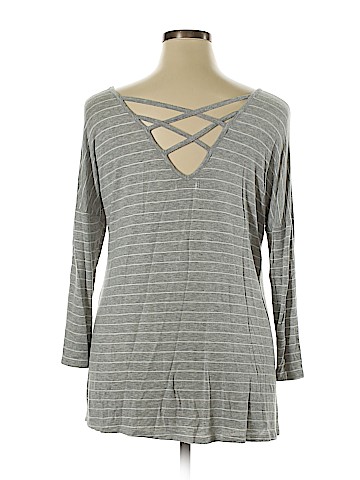 Charming Charlie 3/4 Sleeve Top (view 2)