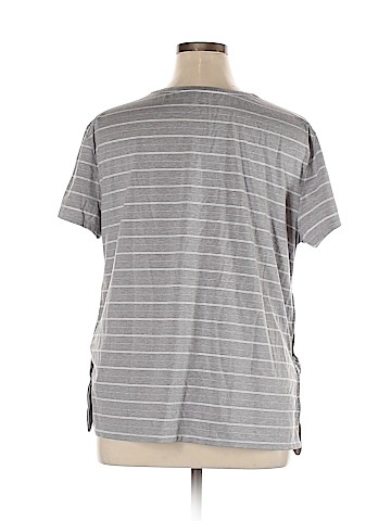 Gap Fit Short Sleeve Top (view 2)