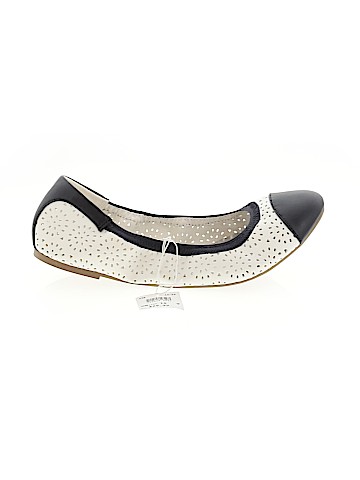 Dexflex Flats (view 1)