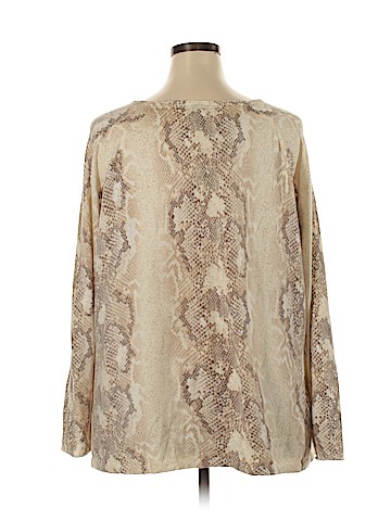 Old Navy Pullover Sweater (view 2)