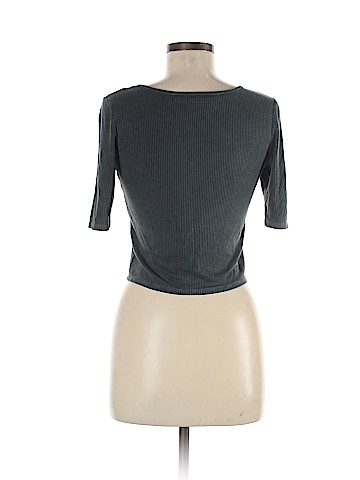 American Eagle Outfitters Short Sleeve Blouse (view 2)