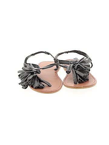 Old Navy Sandals (view 2)