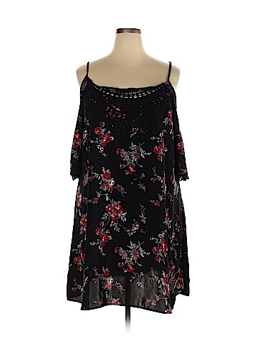 Xhilaration Casual Dress (view 1)