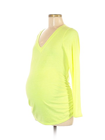 Old Navy Long Sleeve T-Shirt (view 1)