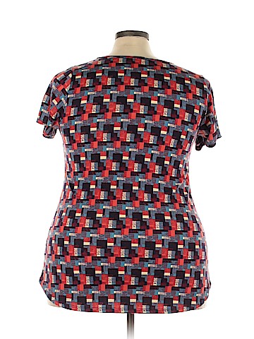 Lularoe Short Sleeve T-Shirt (view 2)