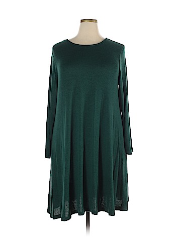 Old Navy Casual Dress (view 1)