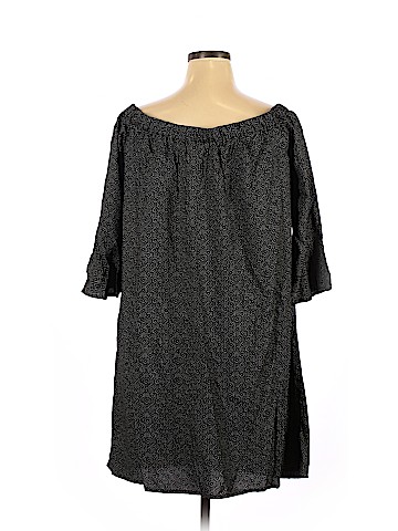 Old Navy Casual Dress (view 2)