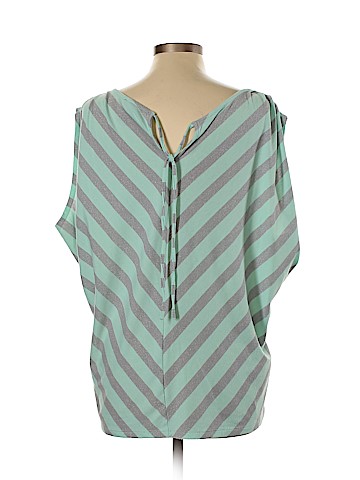 Bay Studio Short Sleeve Top (view 2)